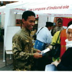 2001 Forom 2001 stand 13